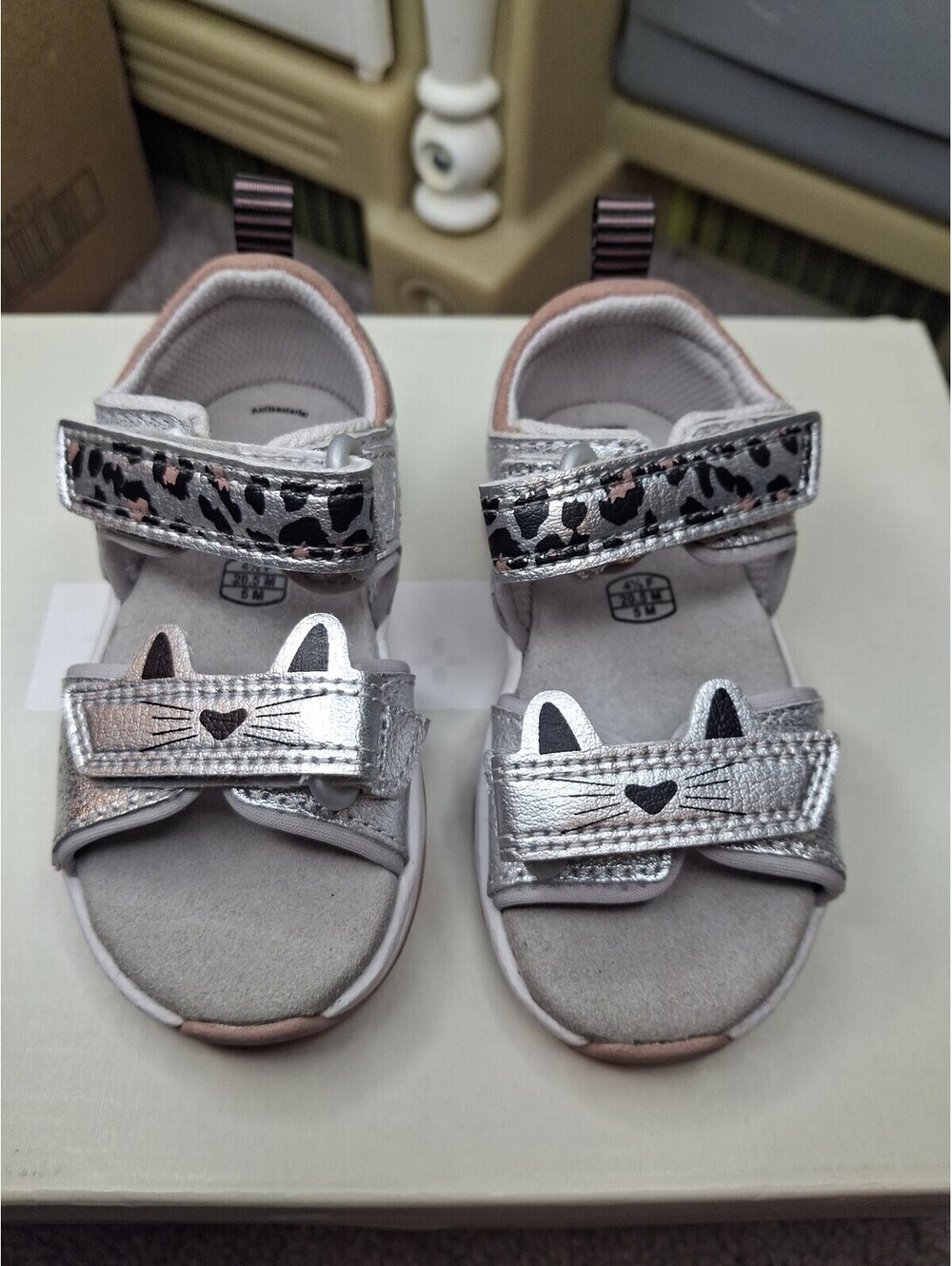 Clarks PLAYPRINT Leather Cat Sandals Size 5M